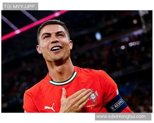 足球巨星C罗荣获金牌再创辉煌成就引发全球热议